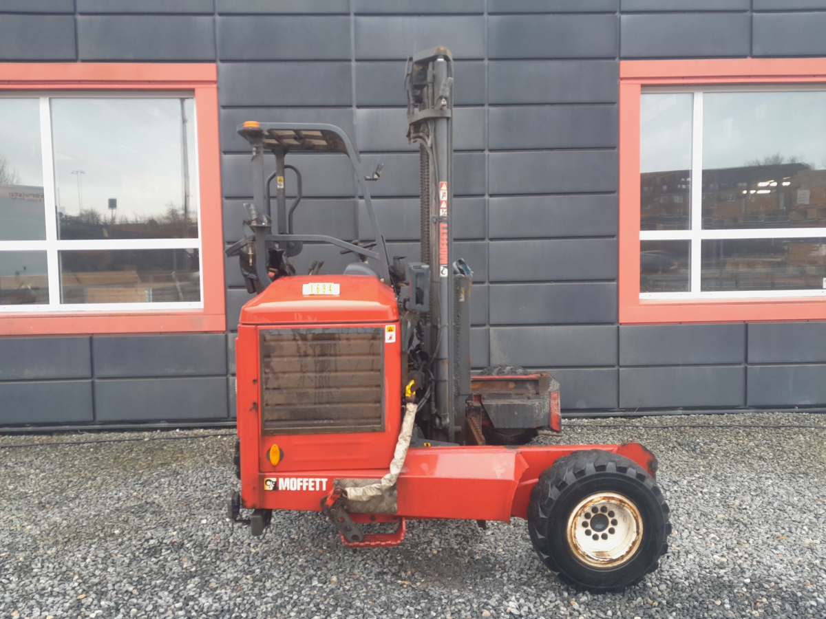 MOFFETT M5 25.3P NX - 51189286 NØR / T1694