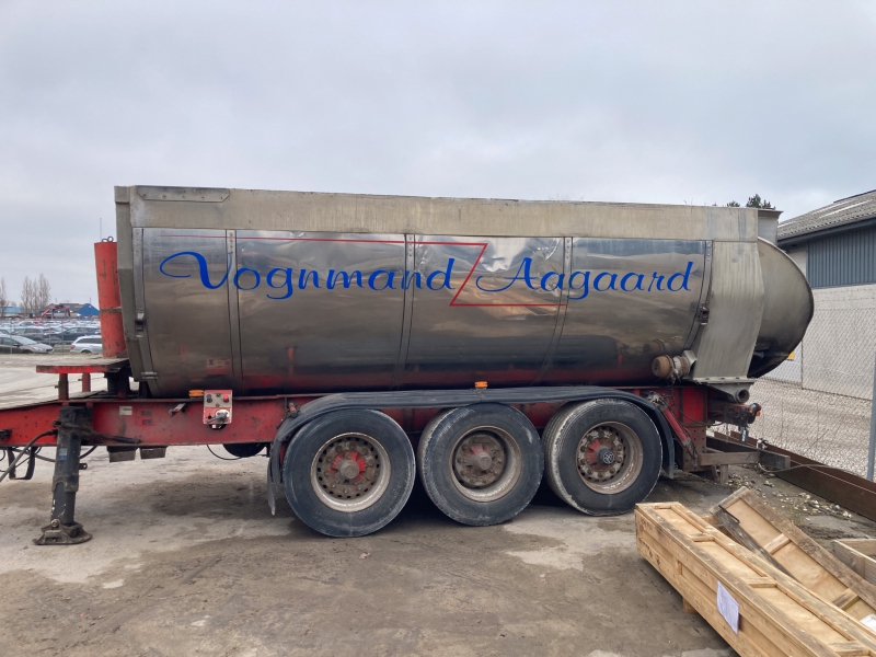 Kel-berg Asphalt drawbar trailer + asphalt truck load - sale for customer