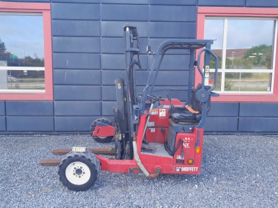 MOFFETT M4 25.3 NX - 51186040 NØR / 201112