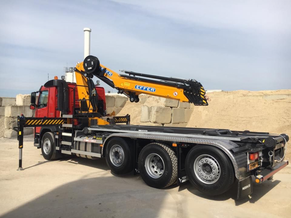 EFFER 215