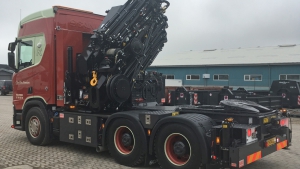 HIAB crane